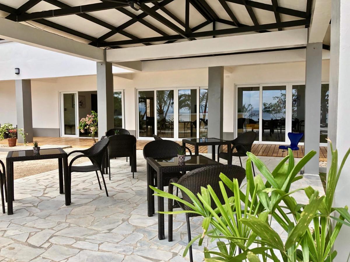 Sunset Cove Beach & Dive Resort Romblon Exterior foto